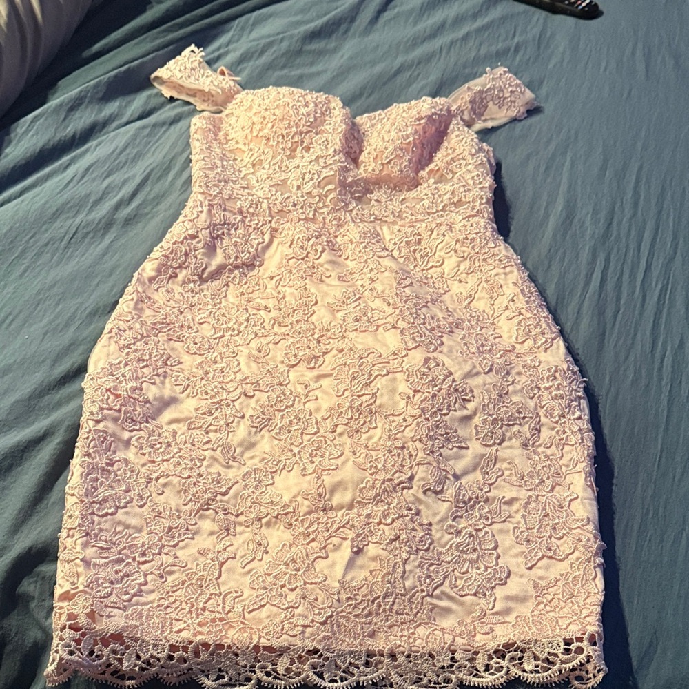 Elegant Lace Off-Shoulder Dress